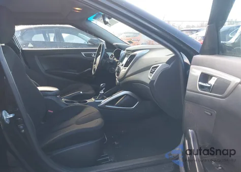 2012 Hyundai Veloster Base W/Gray z USA, uszkodzony, nr VIN KMHTC6AD7CU074338